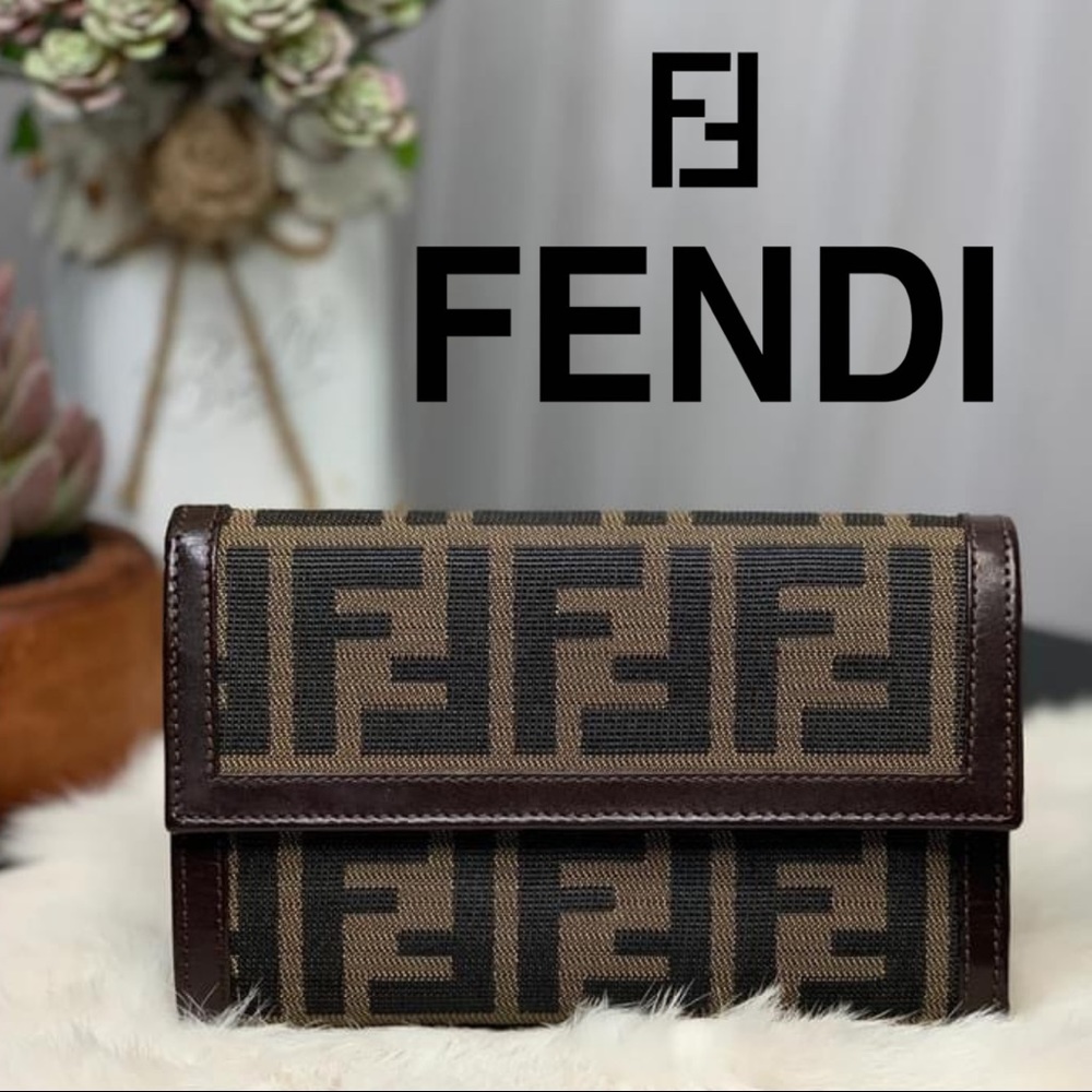 FENDI Zucca Continental Wallet (Tobacco)